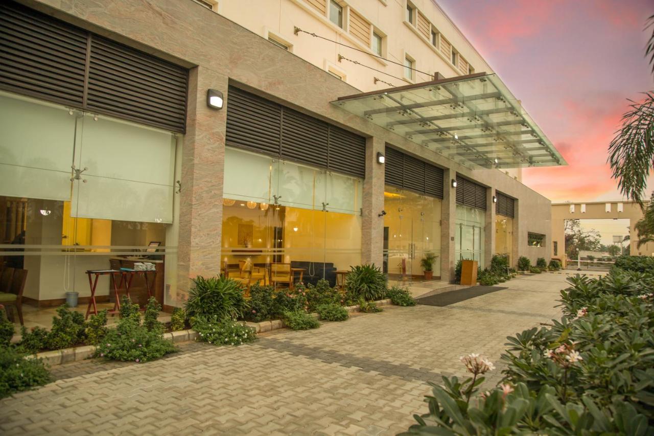 Kalyan Grand - A Business Hotel Vandalur Экстерьер фото