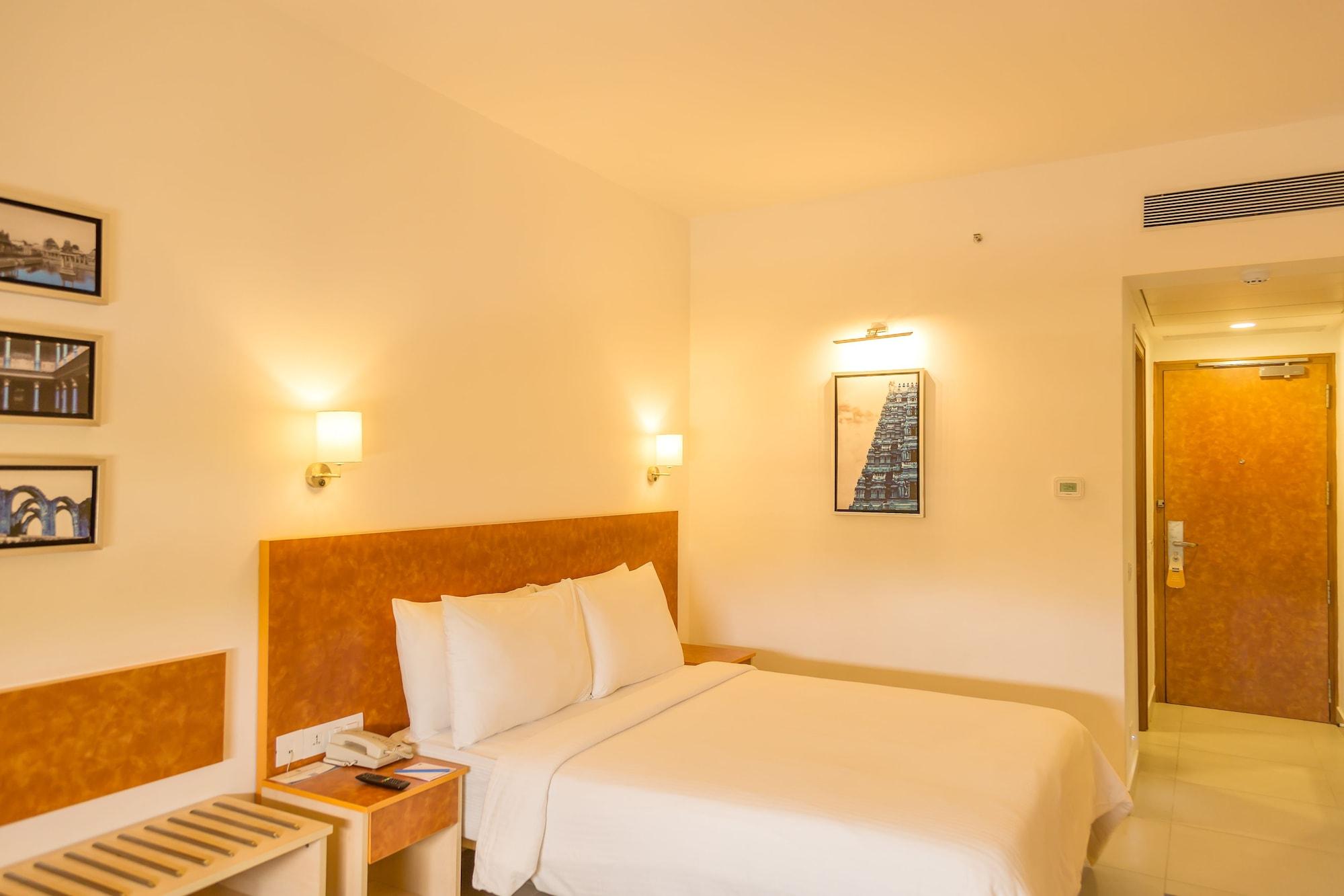 Kalyan Grand - A Business Hotel Vandalur Экстерьер фото