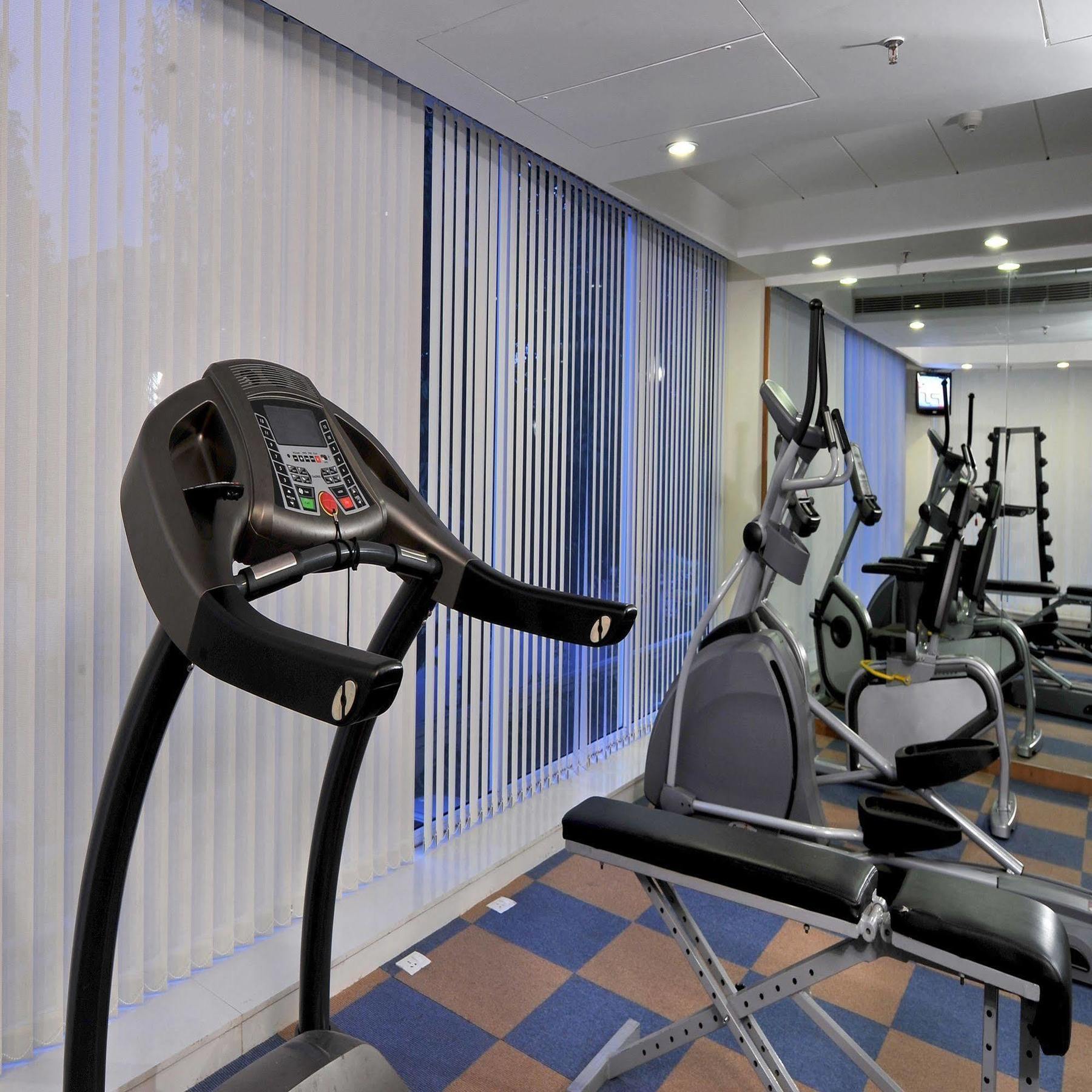 Kalyan Grand - A Business Hotel Vandalur Экстерьер фото