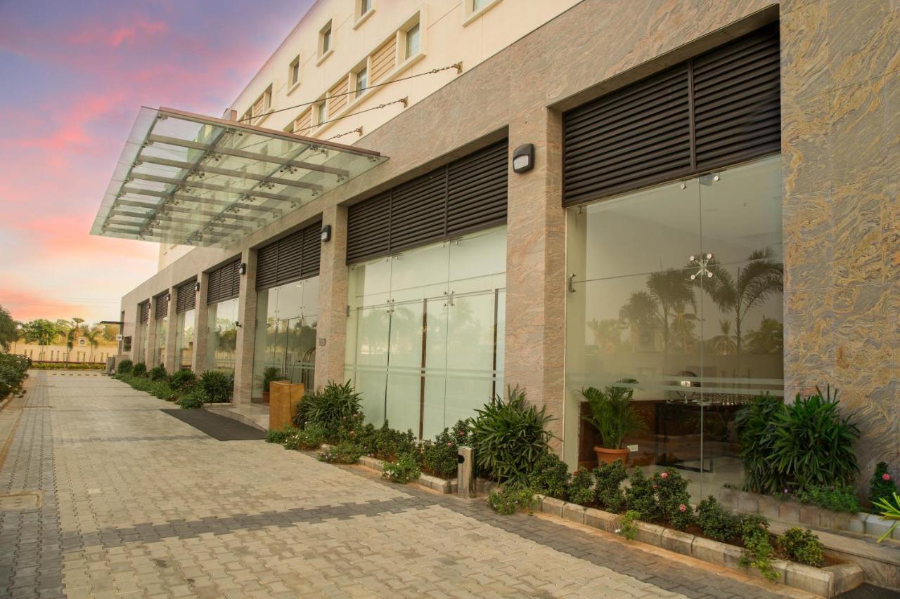 Kalyan Grand - A Business Hotel Vandalur Экстерьер фото