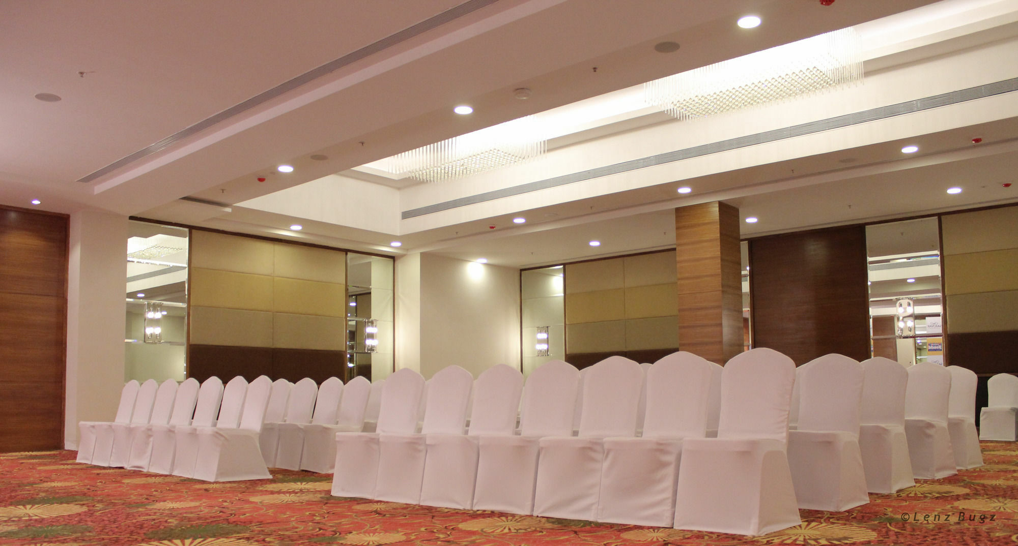 Kalyan Grand - A Business Hotel Vandalur Экстерьер фото